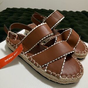 Joe Fresh Tan Women’s Sandals - Size 6 - Brand New